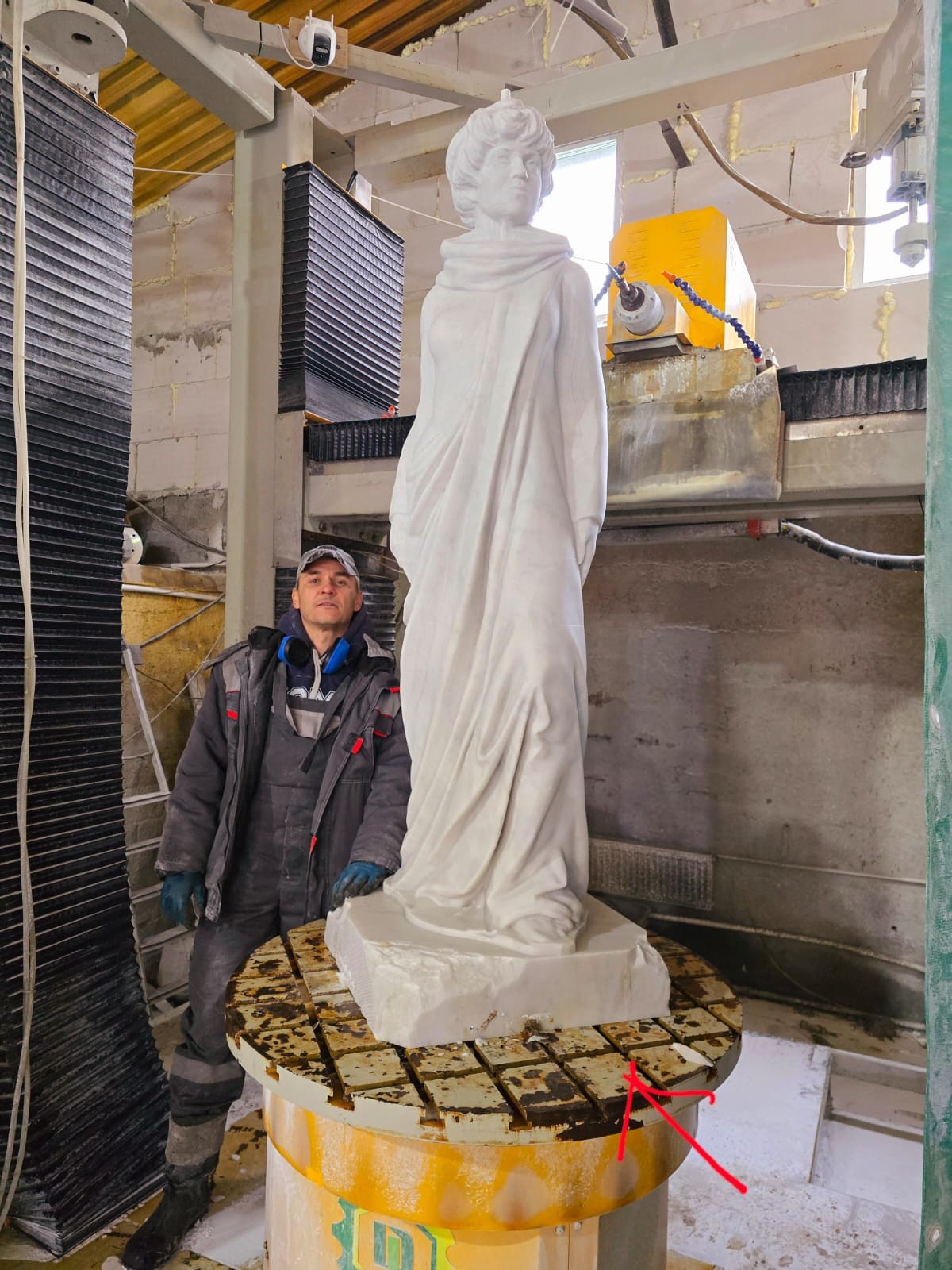 最新の会社の事例について モスクワ の 4 軸 の CNC 彫刻 機械