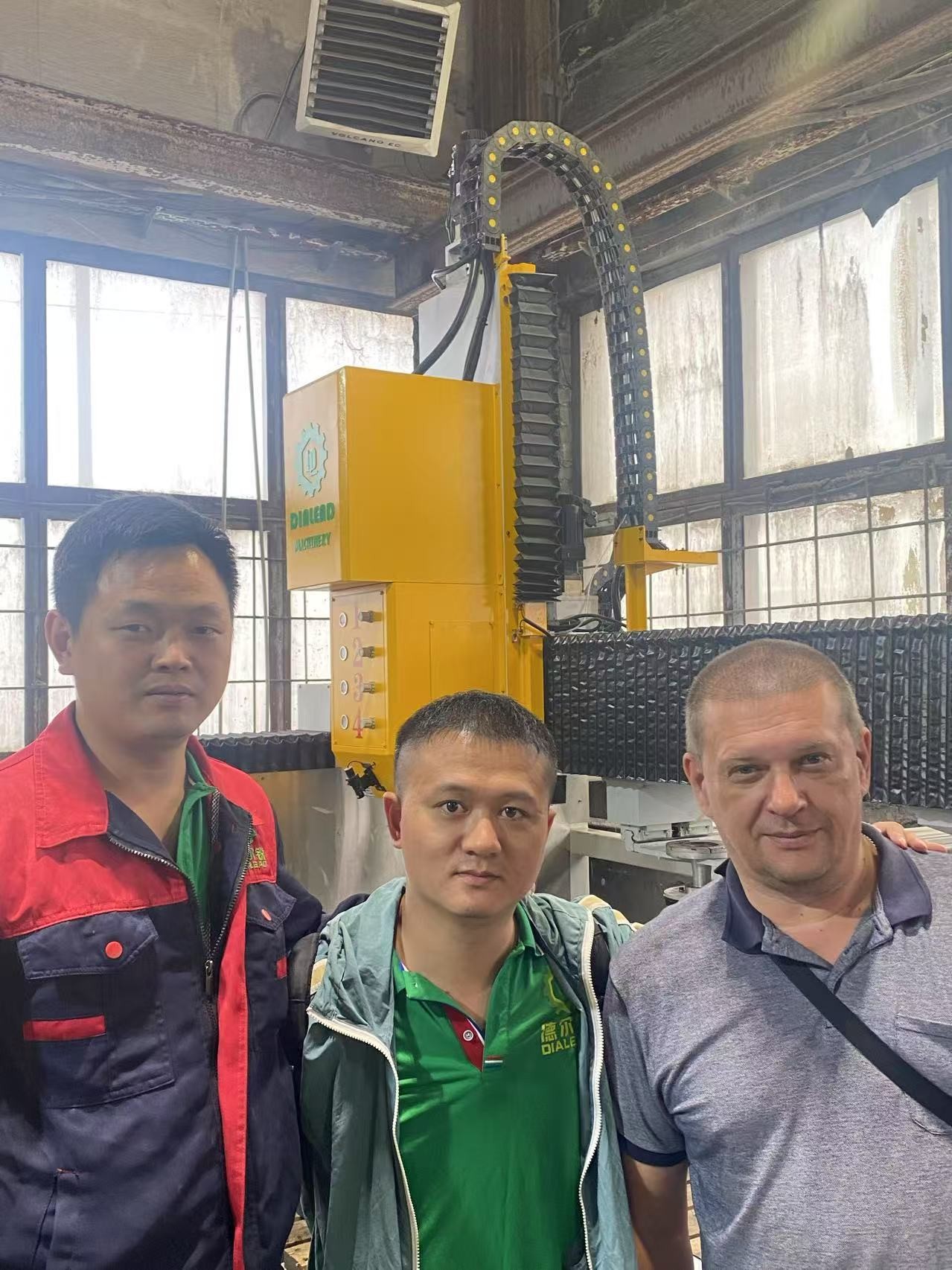 最新の会社の事例について ニズニーノブゴロッドのATC付き自動磨き機