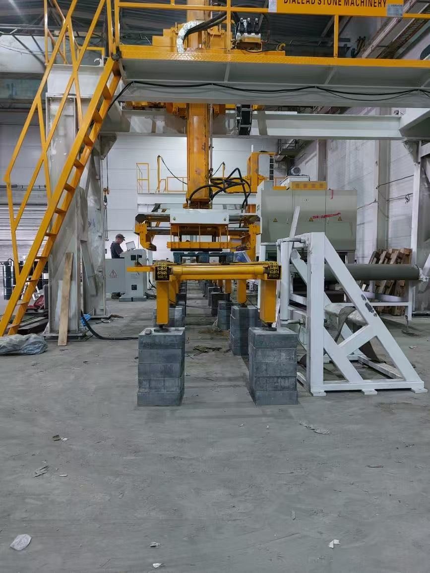 最新の会社の事例について リペツクでロボットによる自動線磨きライン