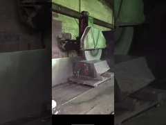 ブロックの打抜き機